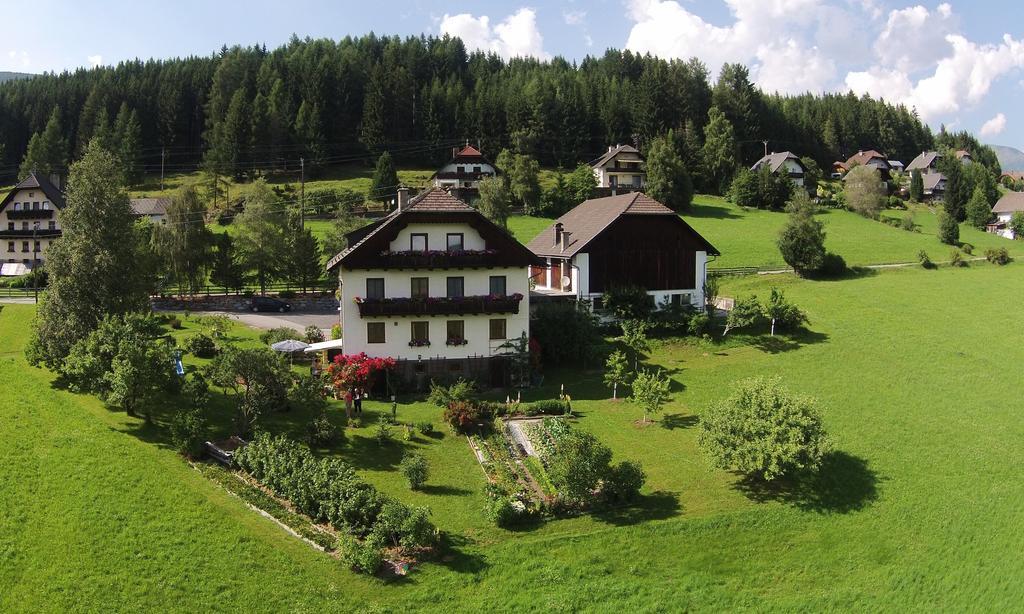 Apartamento Haus Pfarrkirchner Mauterndorf  Exterior foto